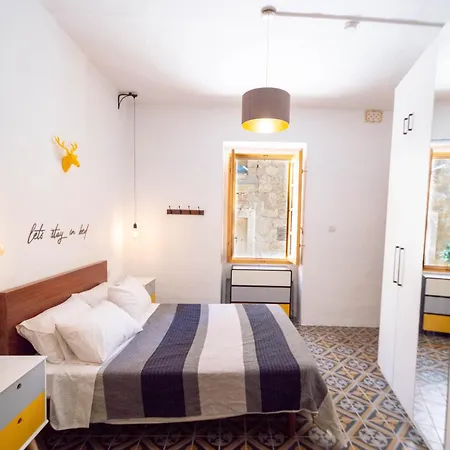 Ferienhaus 13, Mustard