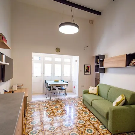 Ferienhaus 13, Mustard *