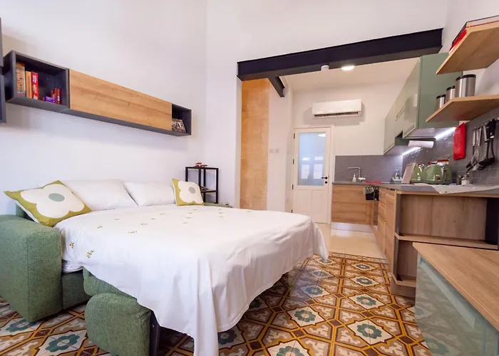 Tatil Evi 13, Mustard Birgu